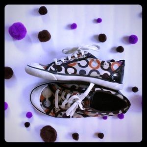 Coach Canvas sneaker size 9 Barrett